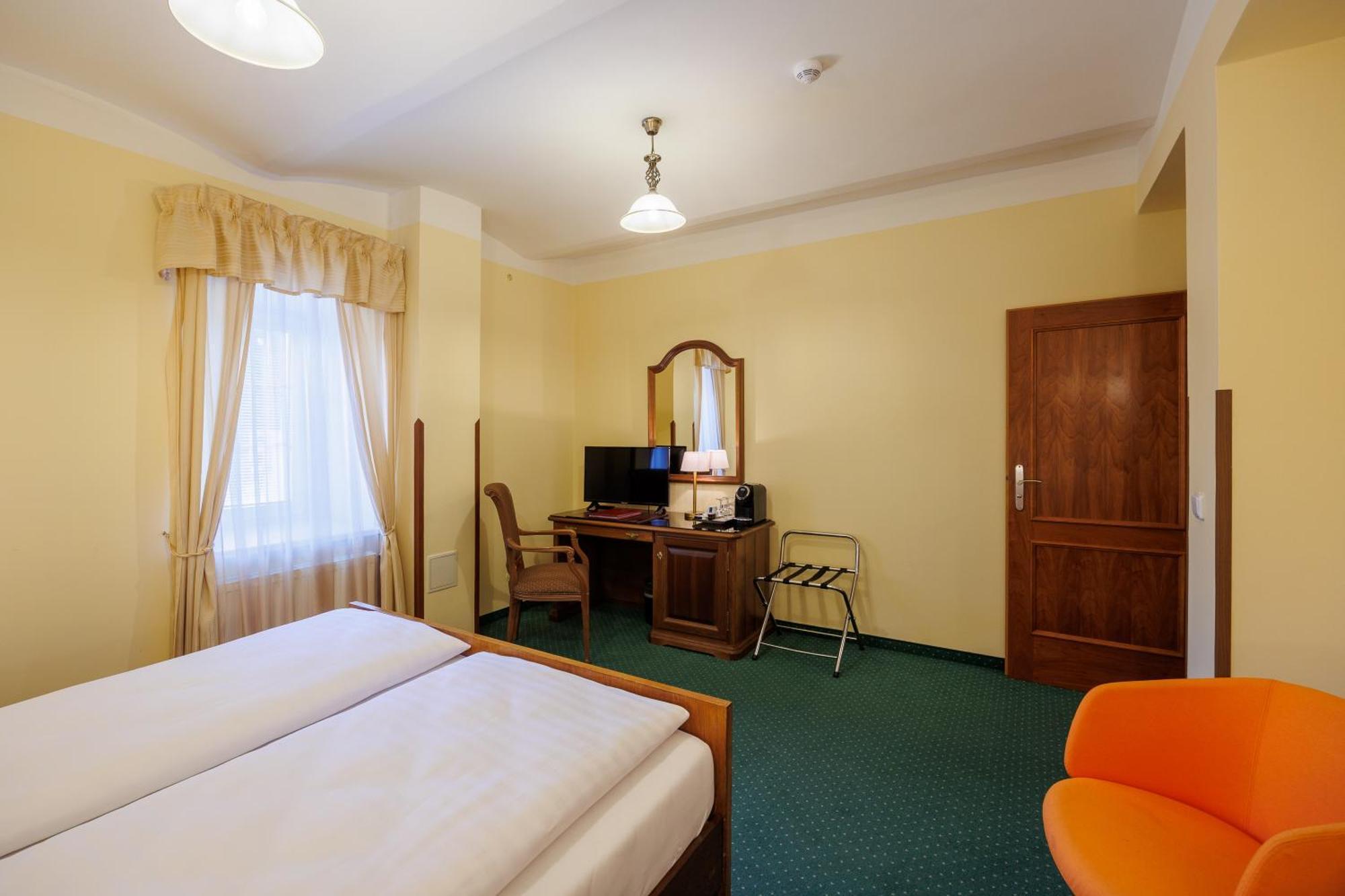 Hotel U Zamecku Cihelny Karlowe Wary Zewnętrze zdjęcie