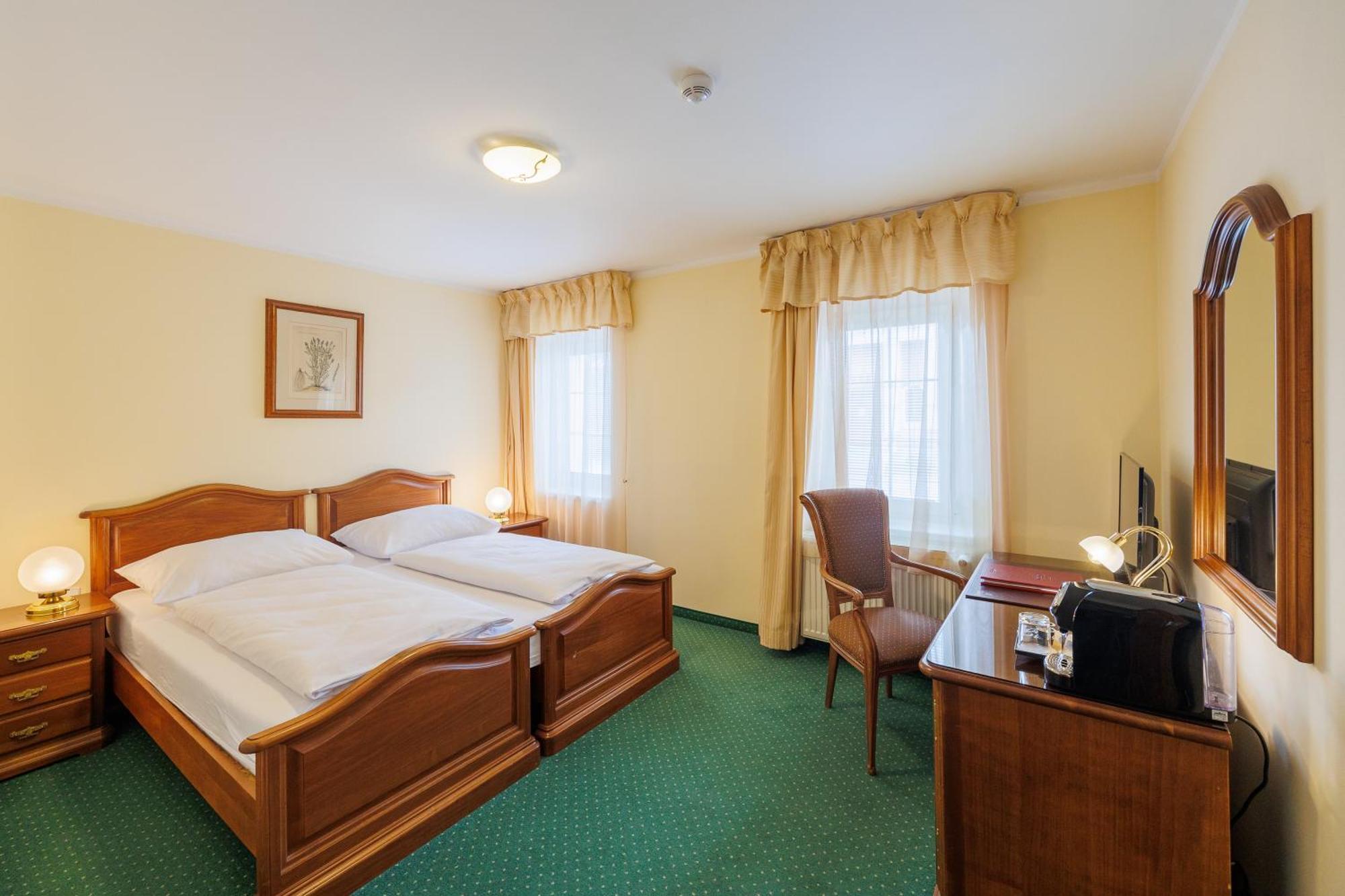 Hotel U Zamecku Cihelny Karlowe Wary Zewnętrze zdjęcie